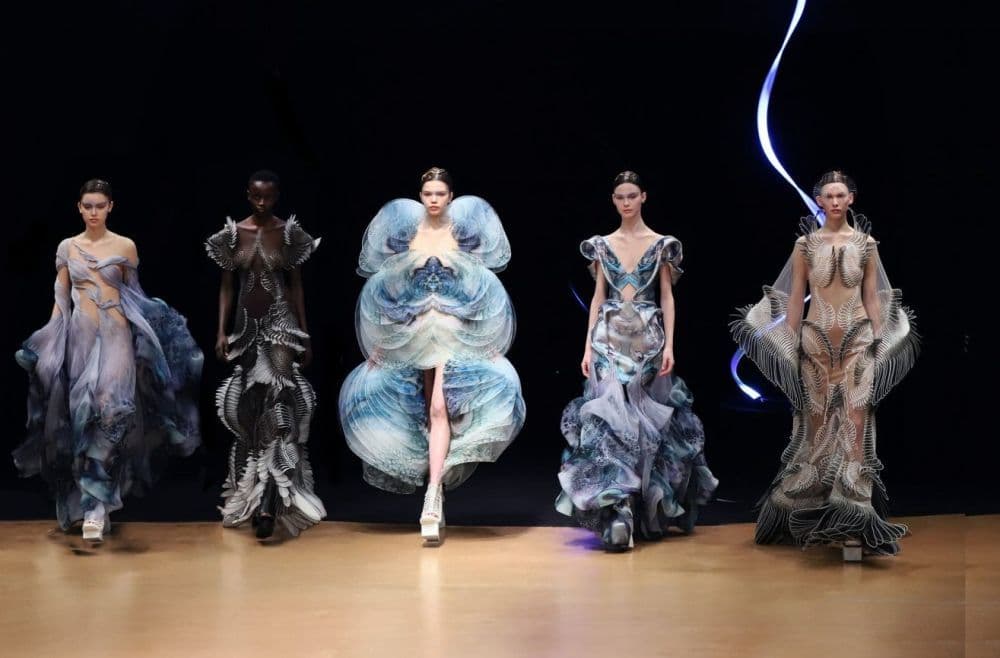 Purple Power - Avant-Garde DTI outfit