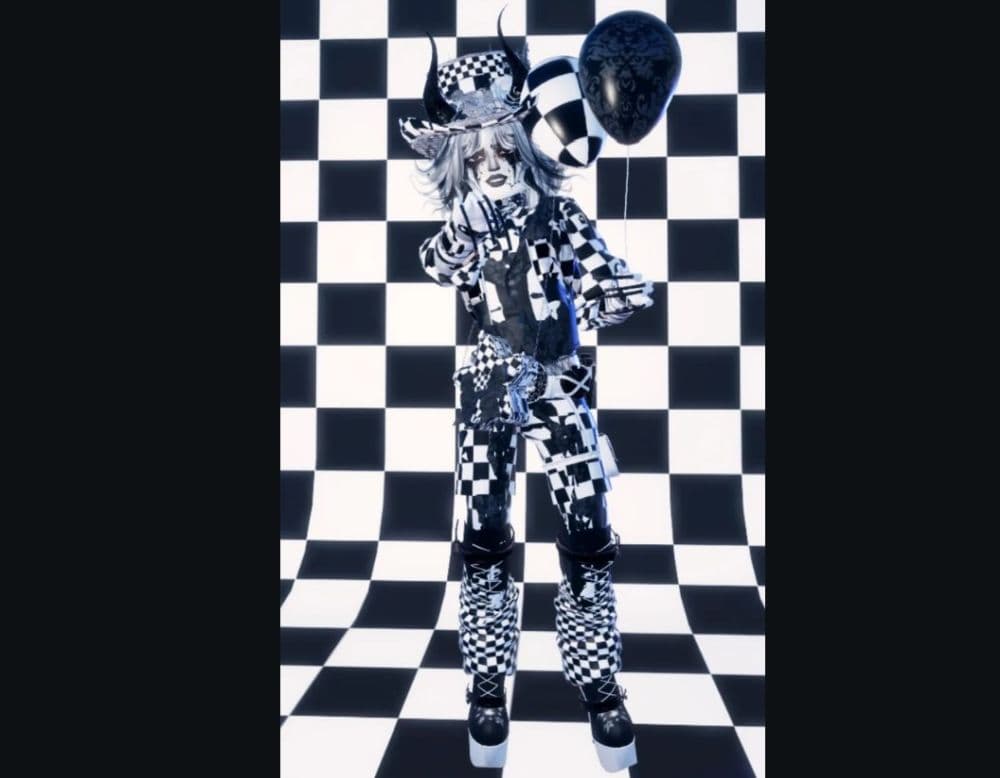 Classic Vampire - Halloween DTI outfit idea